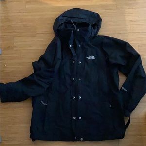 Women’s Northface Shell - Size M - Black